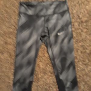 Nike yoga workout pants